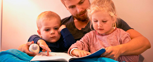 Por qué es tan importante leer a tus hijos